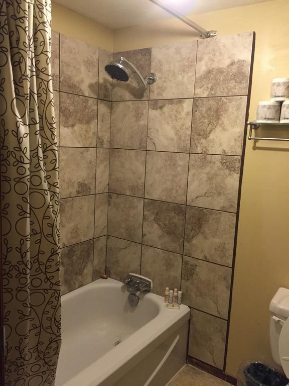 Wakiki Motel & Lounge Meadow Lake Room photo